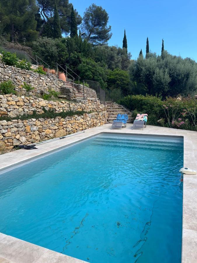 Hauteurs De Toulon : Charmant Studio Piscine Εξωτερικό φωτογραφία