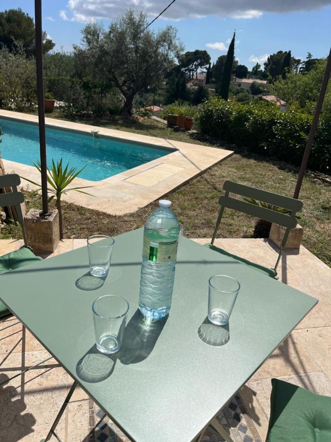 Hauteurs De Toulon : Charmant Studio Piscine Εξωτερικό φωτογραφία